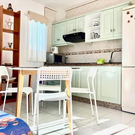 Apartamento En Primera Linea De Playa, Centrico, Tranquilo Playa de las Américas Kültér fotó